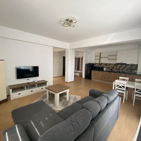 Costin Apartments C&C Residence 2 Năvodari المظهر الخارجي الصورة